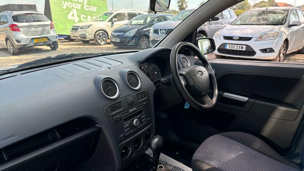 Ford Fusion 1.4 Plus Hatchback 154 Gkm, 79 Silver #12