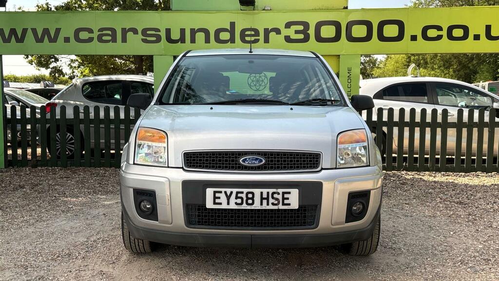 Ford Fusion Zetec Climate Silver #2