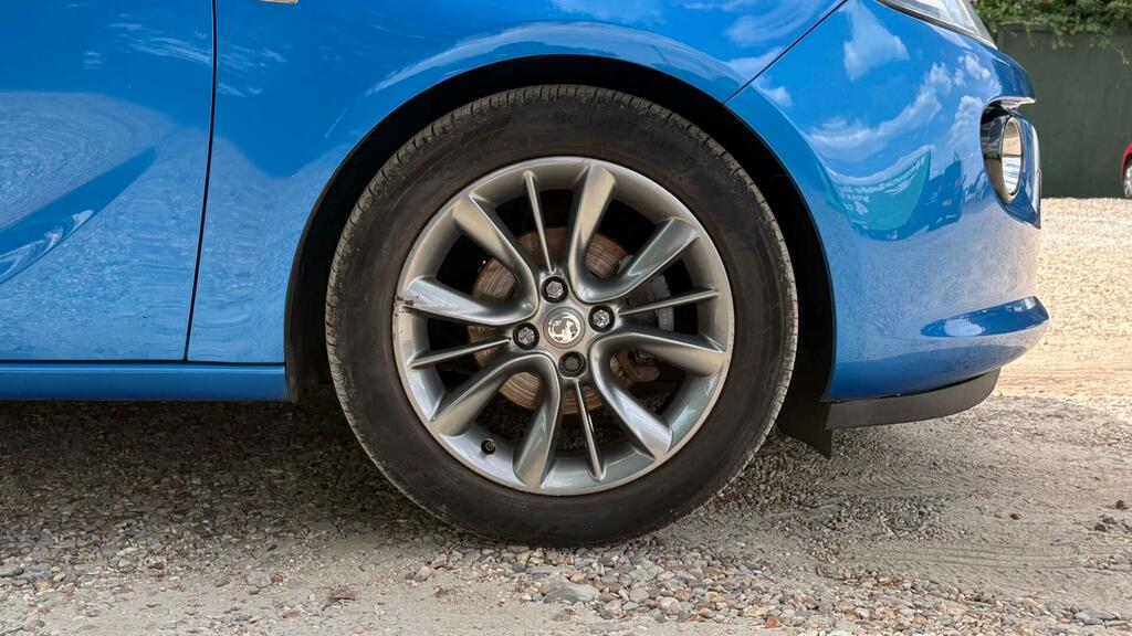 Vauxhall Adam 1.2I Glam Euro 6  #32