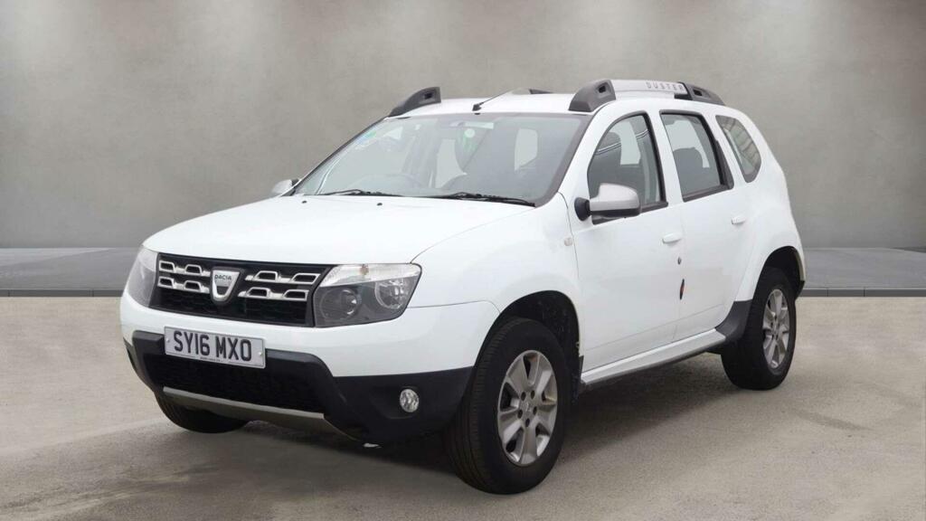 Dacia Duster Laureate White #5