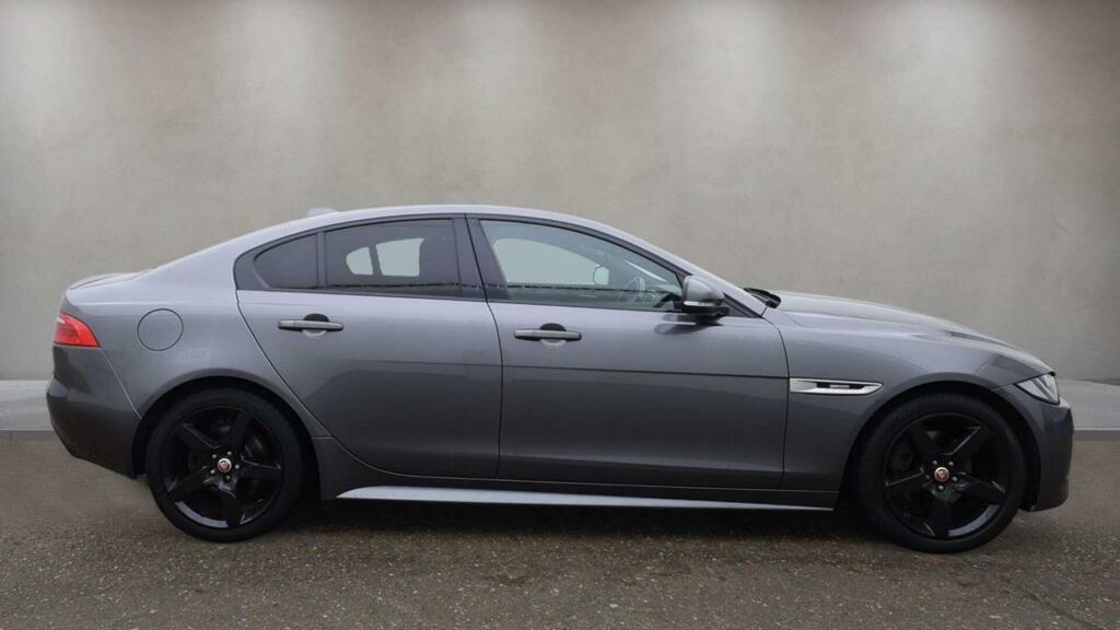 Jaguar XE Saloon 2.0D Portfolio Euro 6 Ss 2018 Blue #9