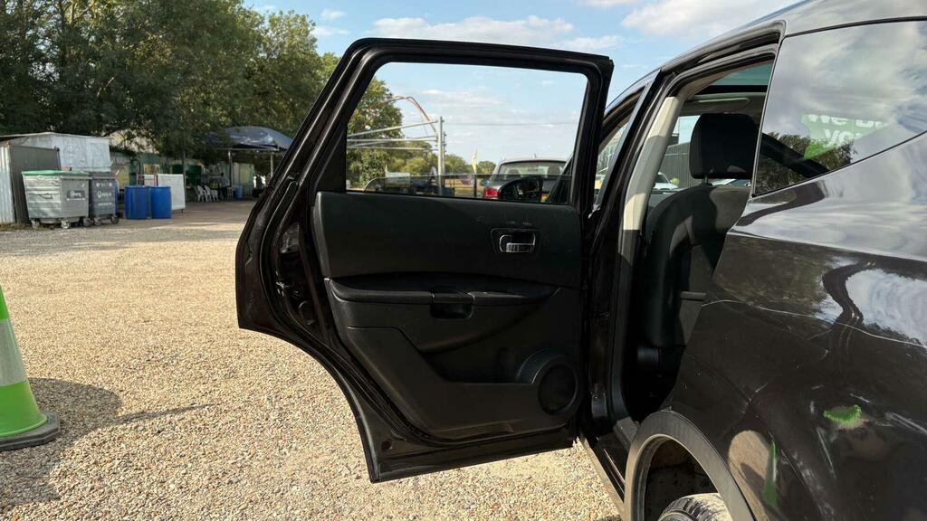 Nissan Qashqai+2 1.5 Tekna Plus 2 Dci 110 Bhp Grey #23