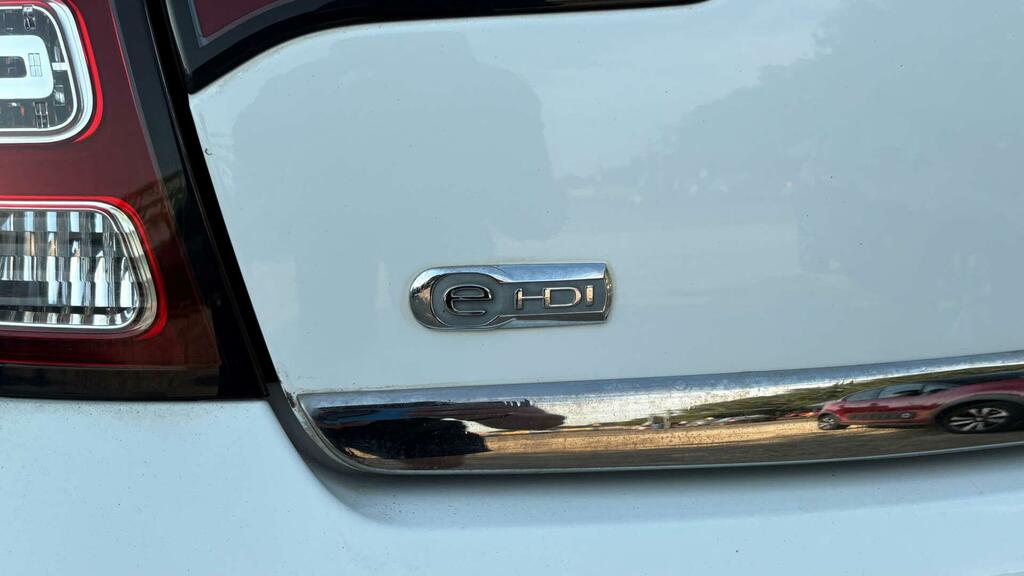 Citroen C3 1.6 Bluehdi Exclusive 98 Bhp Ulez Compliant Z White #33