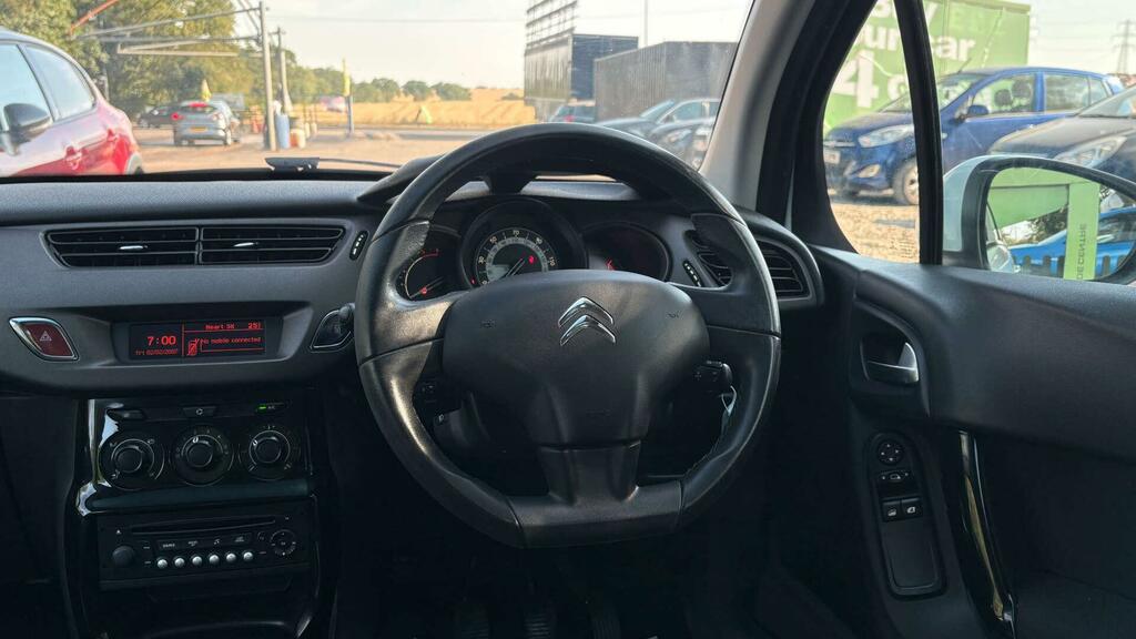 Citroen C3 1.6 Bluehdi Exclusive 98 Bhp Ulez Compliant Z White #18