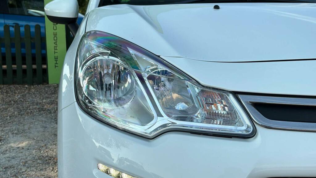 Citroen C3 1.6 Bluehdi Exclusive 98 Bhp Ulez Compliant Z White #29