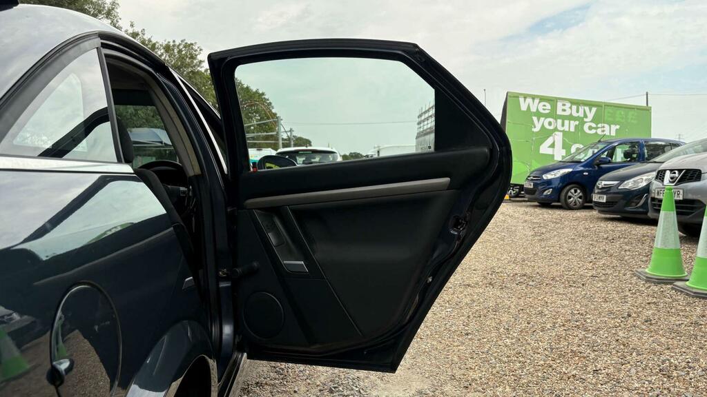 Vauxhall Vectra Estate Sri Nav Cdti V6 200857 Red #31