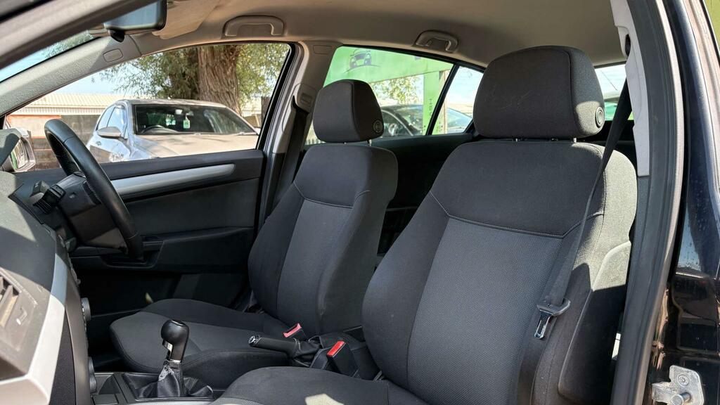 Vauxhall Astra Sxi 16V Twinport 5-Door Blue #12