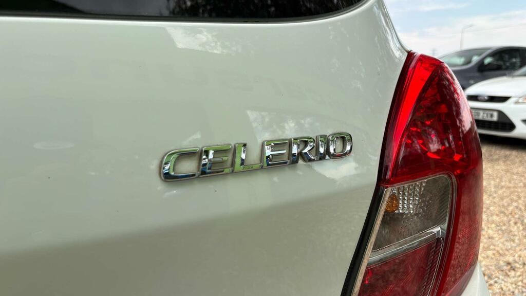 Suzuki Celerio 1.0 Sz3 Hatchback Euro 6 Bj15wkf Red #31