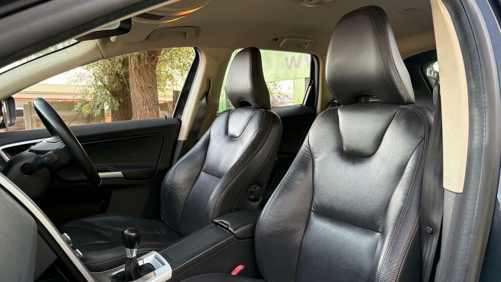 Volvo XC60 2.0 D3drive Se Euro 5 Black #13