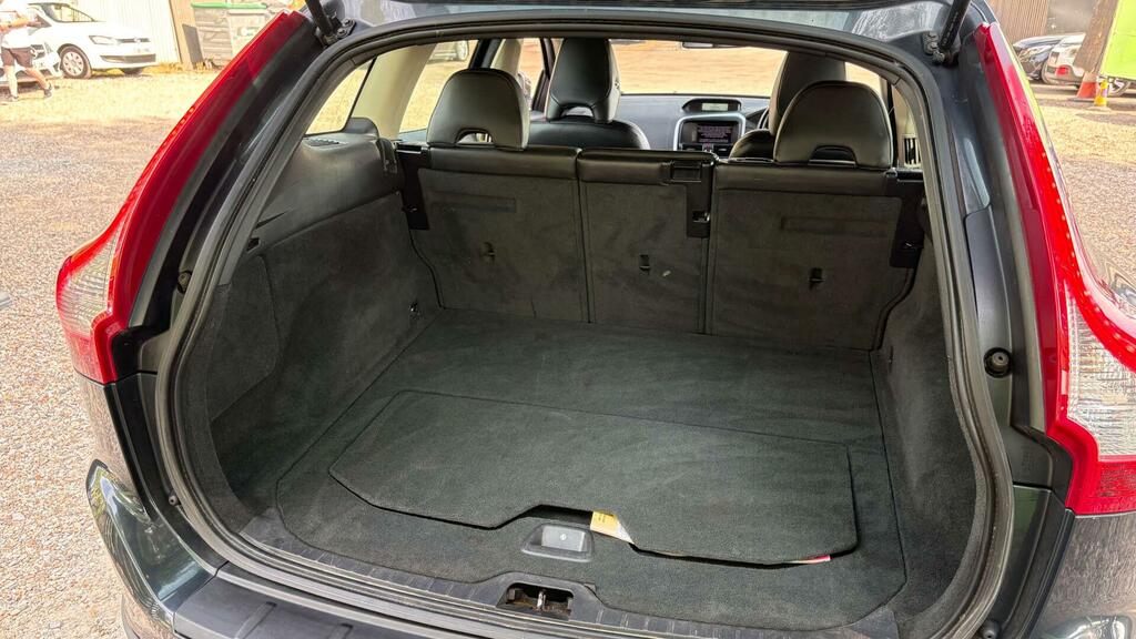 Volvo XC60 2.0 D3drive Se Euro 5 Black #38