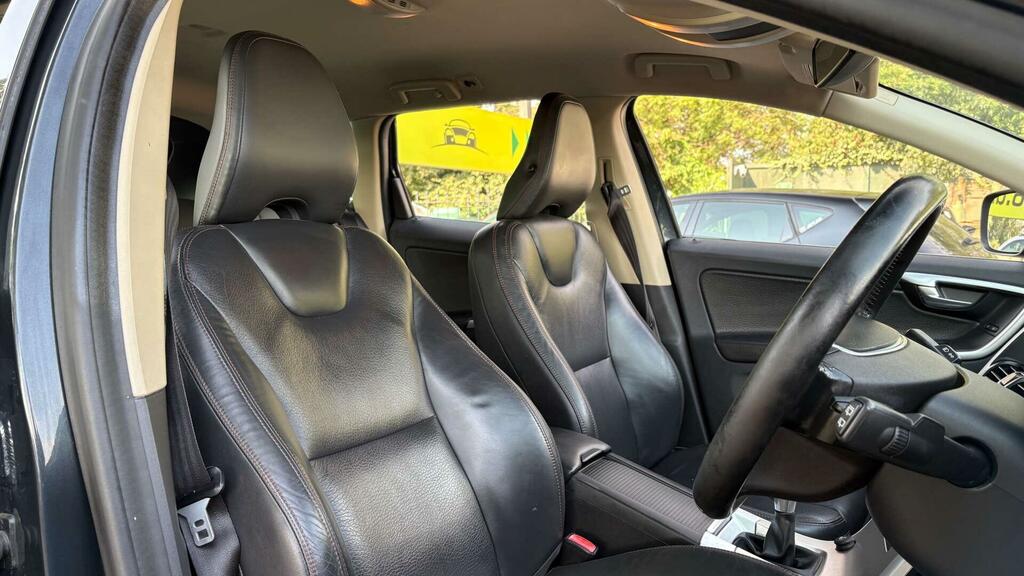 Volvo XC60 2.0 D3drive Se Euro 5 Black #8