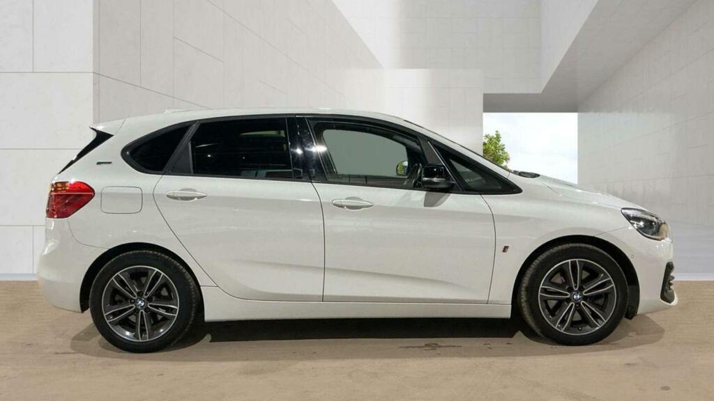 BMW 2 Series Active Tourer 1.5Td 216D Sport Active Tourer 5-Door White #9