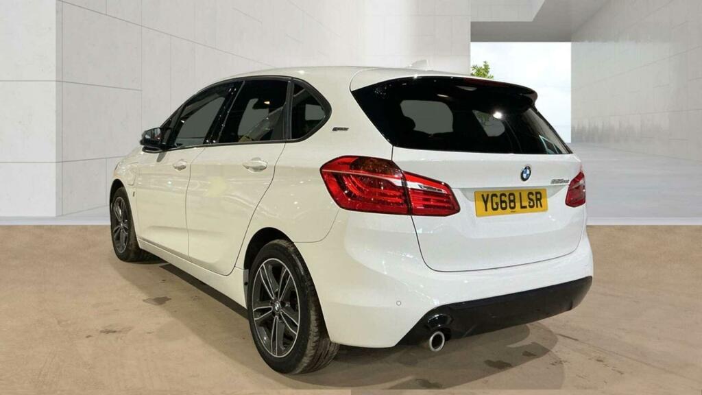BMW 2 Series Active Tourer Sport White #6