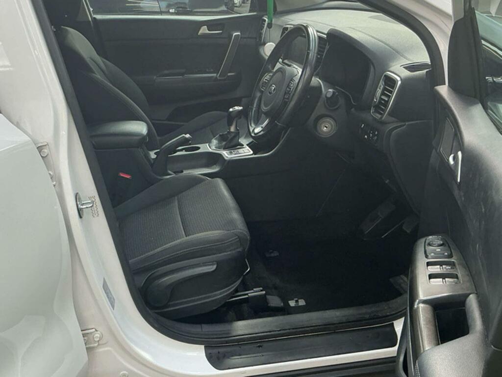 Kia Sportage 2 White #3