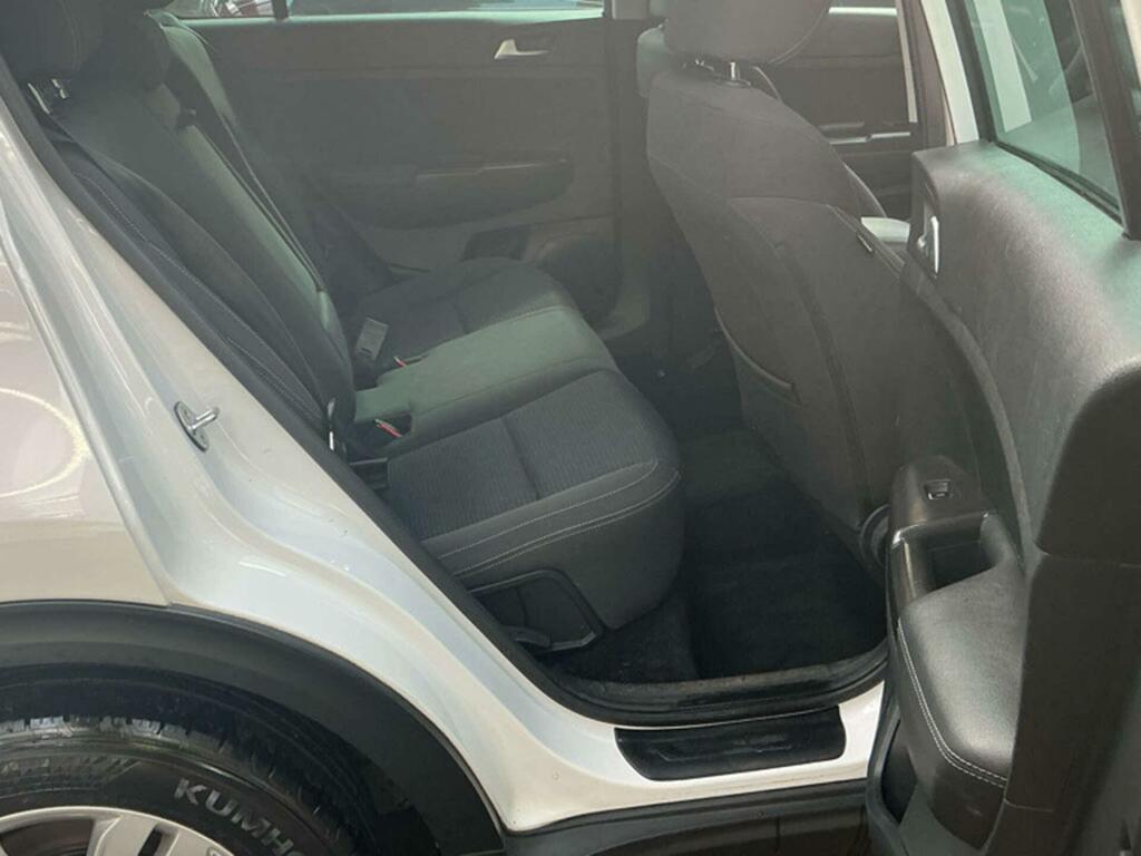 Kia Sportage 2 White #4