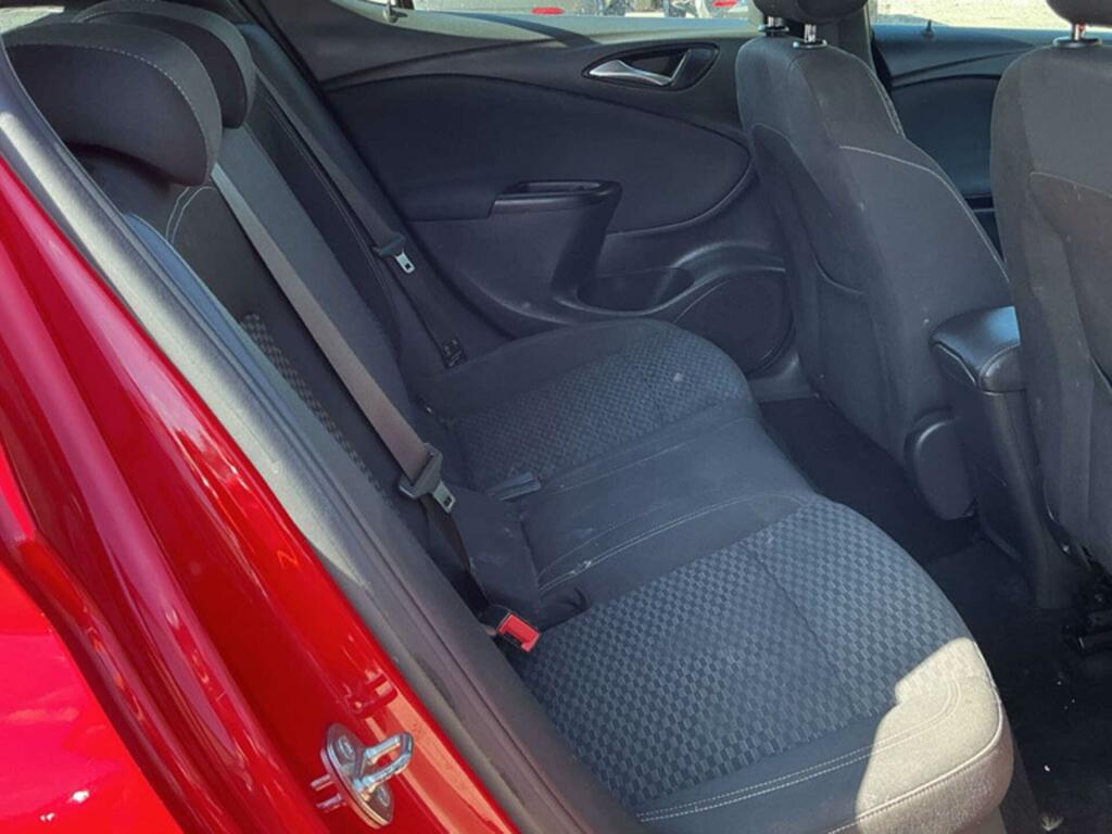 Vauxhall Astra Sri Nav Red #4