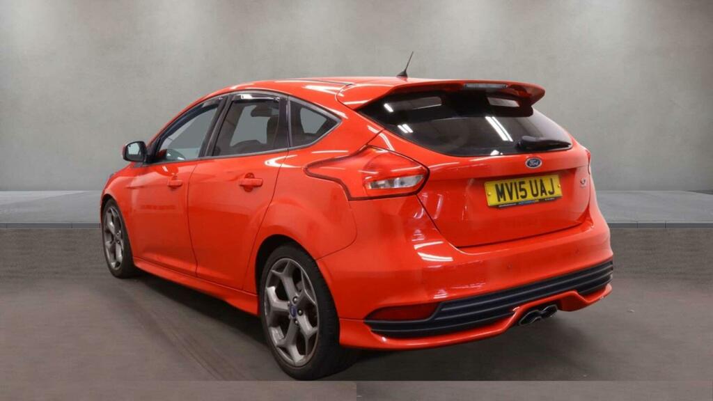 Ford Focus St-2 Red #6