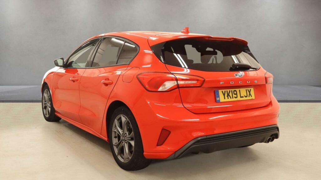 Ford Focus St-line Red #6