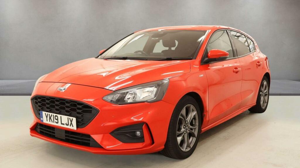 Ford Focus St-line Red #5