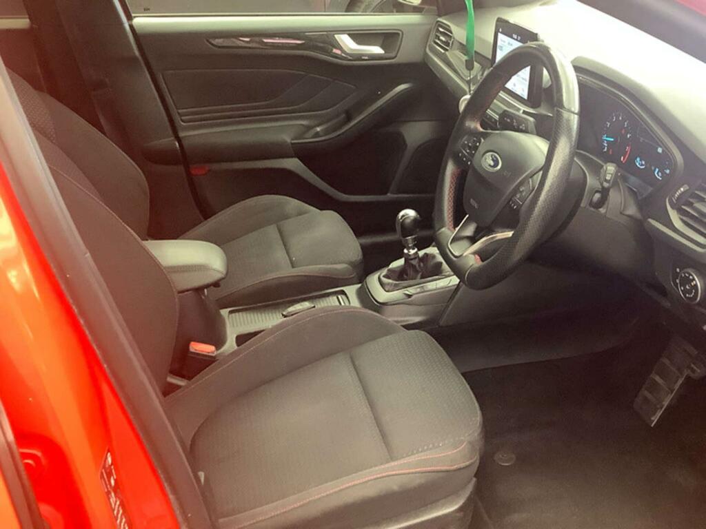 Ford Focus St-line Red #3