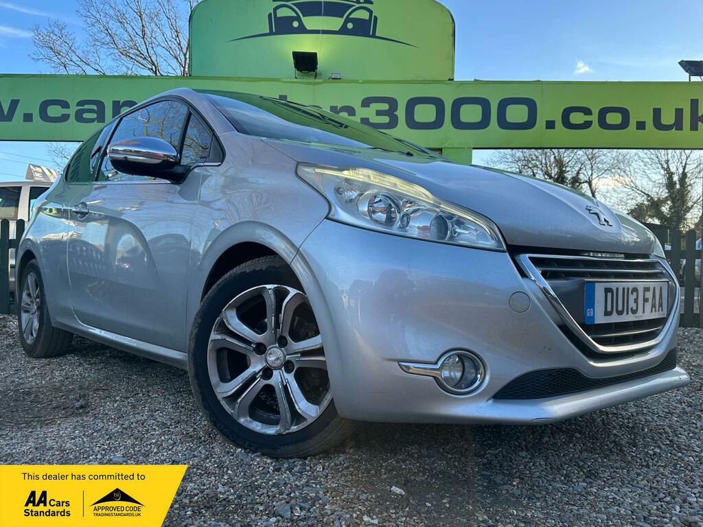 Peugeot 208 Allure Silver