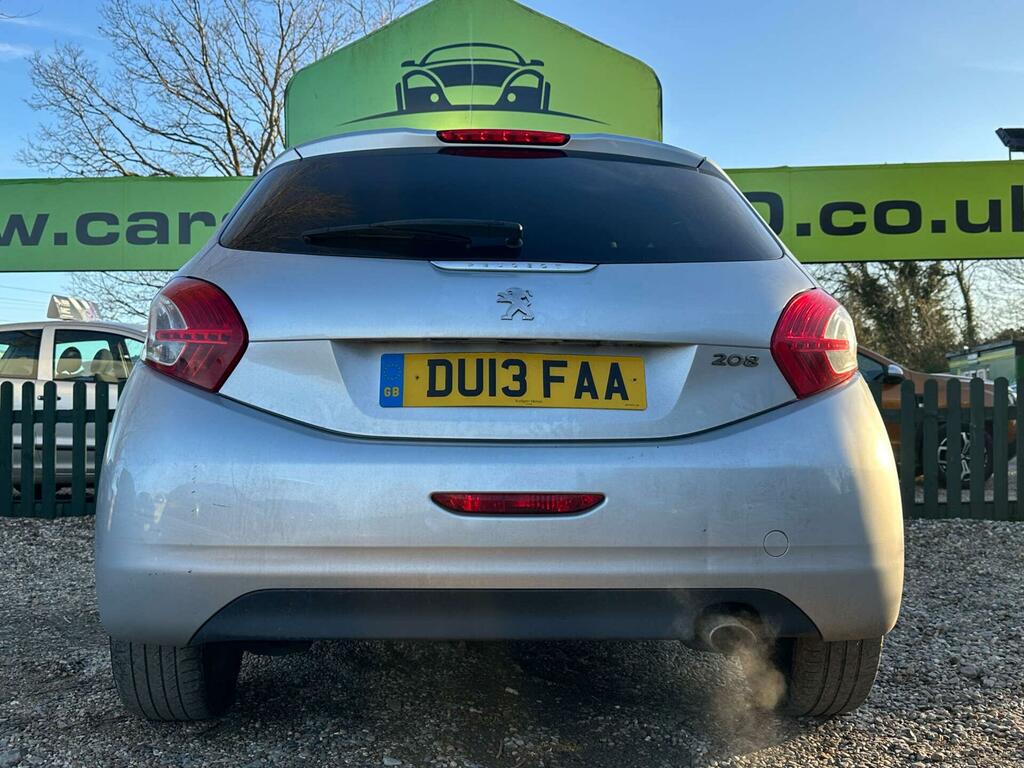 Peugeot 208 1.2 Vti 82 Access White #9