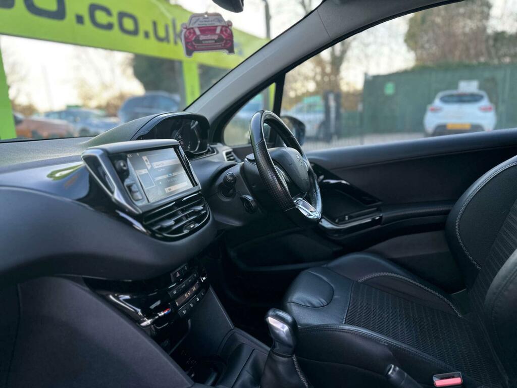 Peugeot 208 1.2 Vti 82 Access White #15