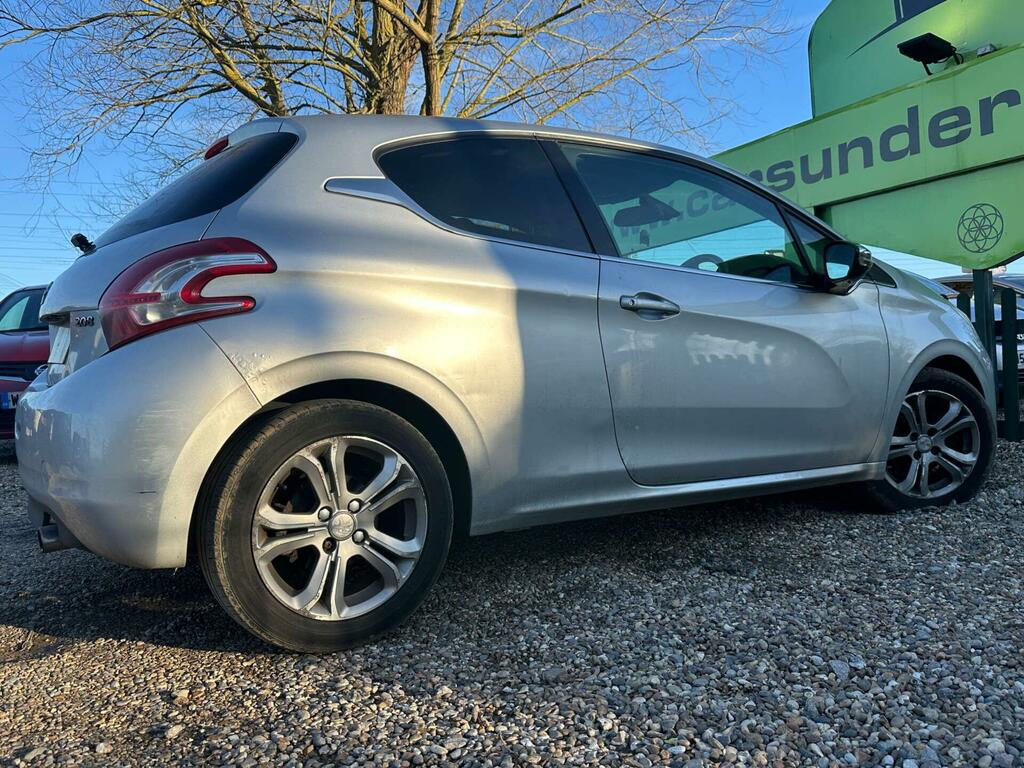 Peugeot 208 1.2 Vti 82 Access White #8