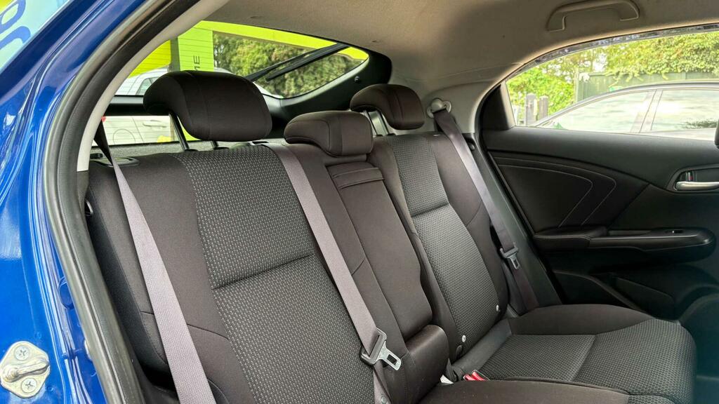 Honda Civic Estate 1.8 I-vtec Se Plus Tourer Euro 5 Ss Grey #9
