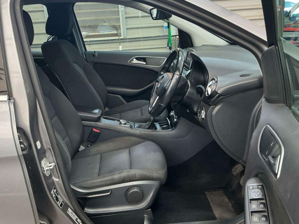 Mercedes-Benz B Class Se Grey #3