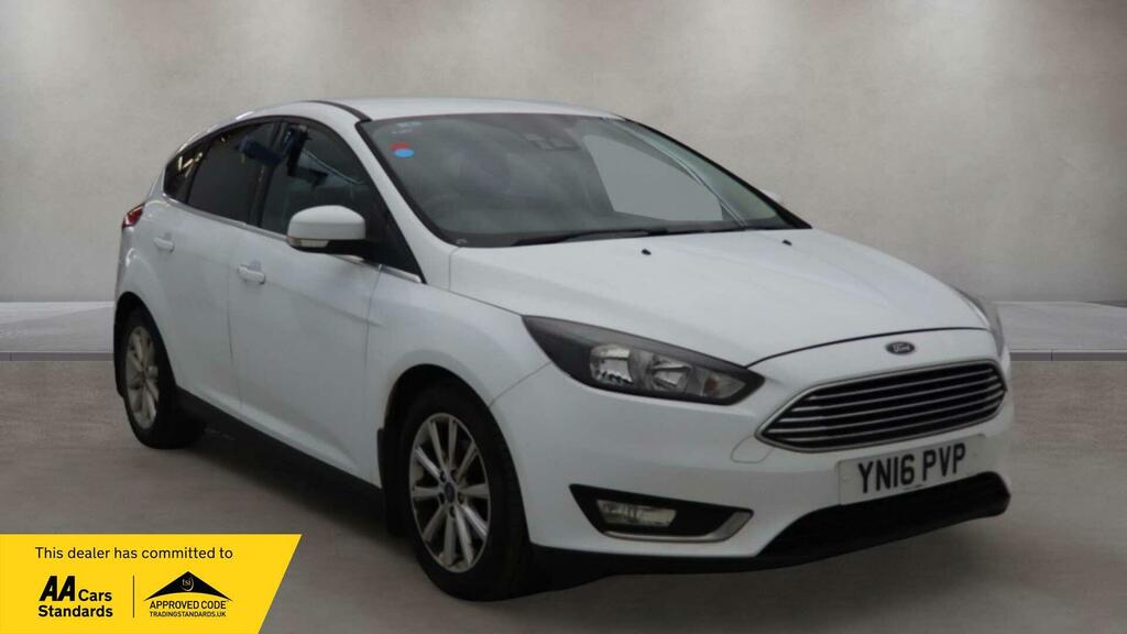 Ford Focus Titanium White