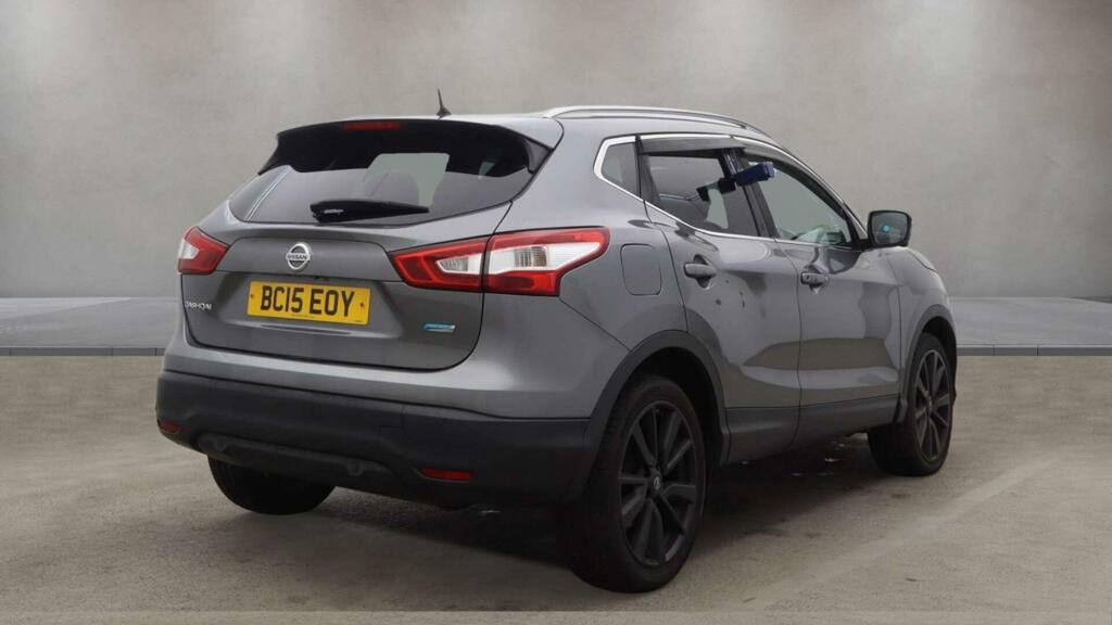 Nissan Qashqai 1.5L Tekna Red #7