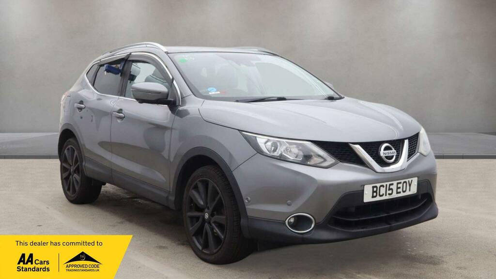 Nissan Qashqai 1.5L Tekna Red #1