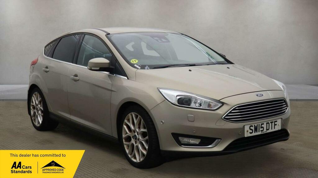 Ford Focus Titanium X Silver