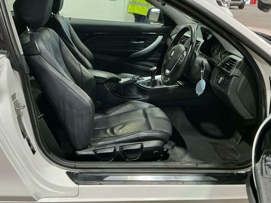 BMW 4 Series Sport White #3