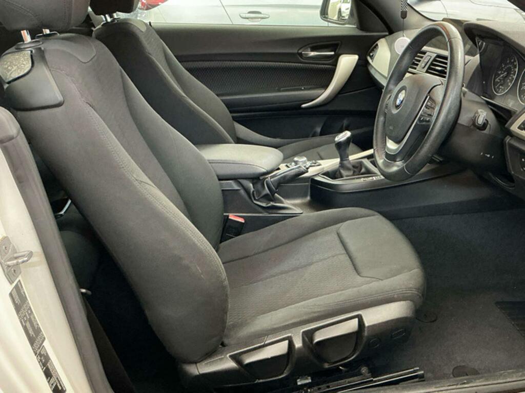 BMW 2 Series Se White #3