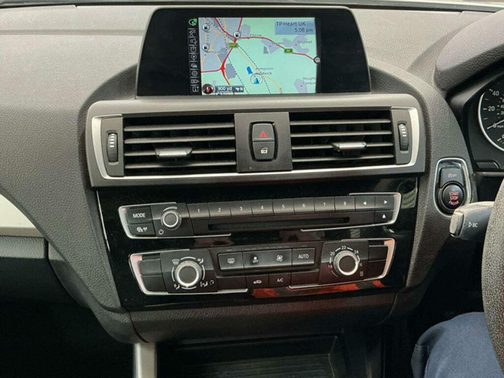 BMW 2 Series Se White #2