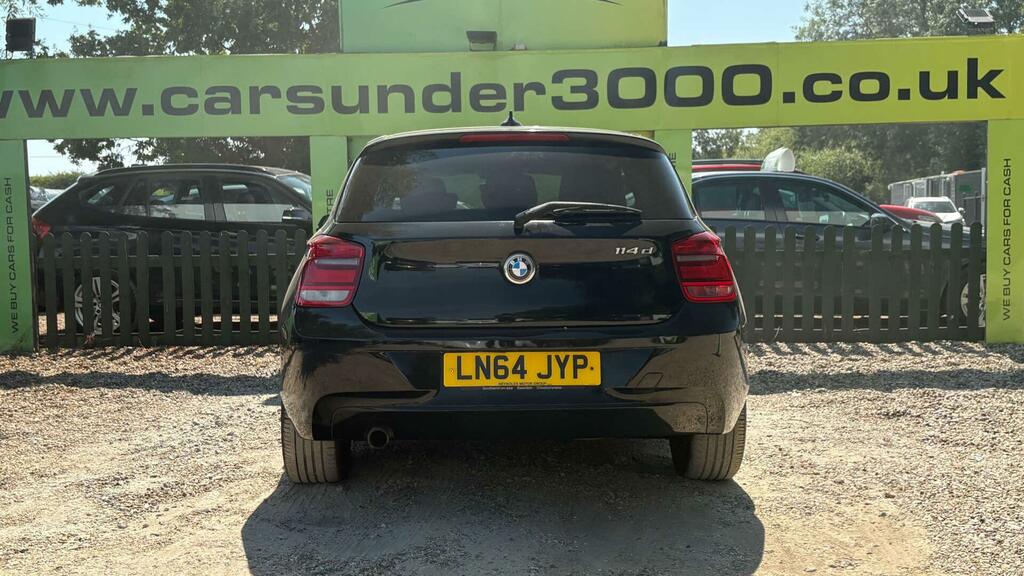 BMW 1 Series Es Black #5