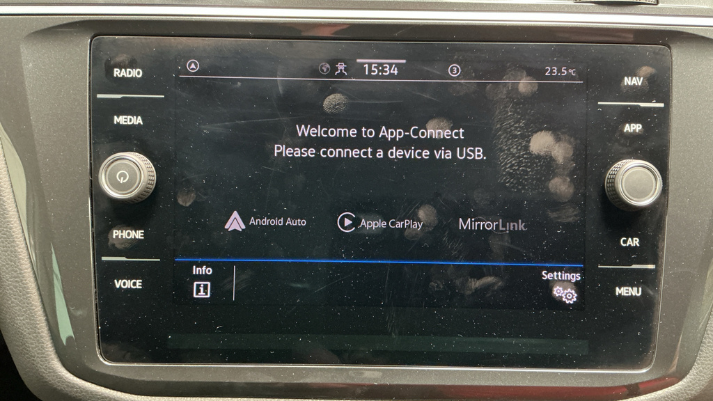 Volkswagen Tiguan Elegance Black #36