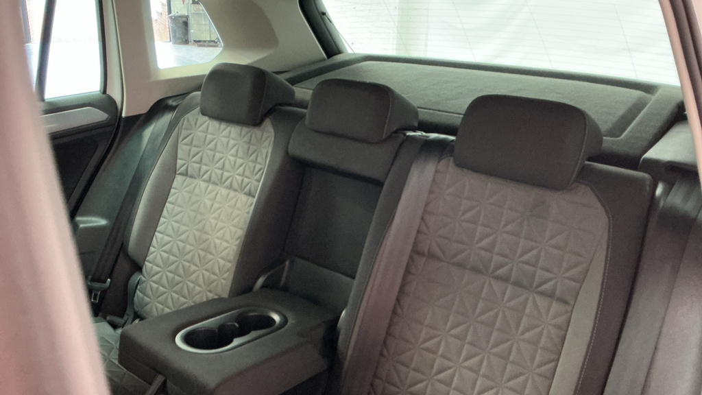 Volkswagen Tiguan Elegance Black #22