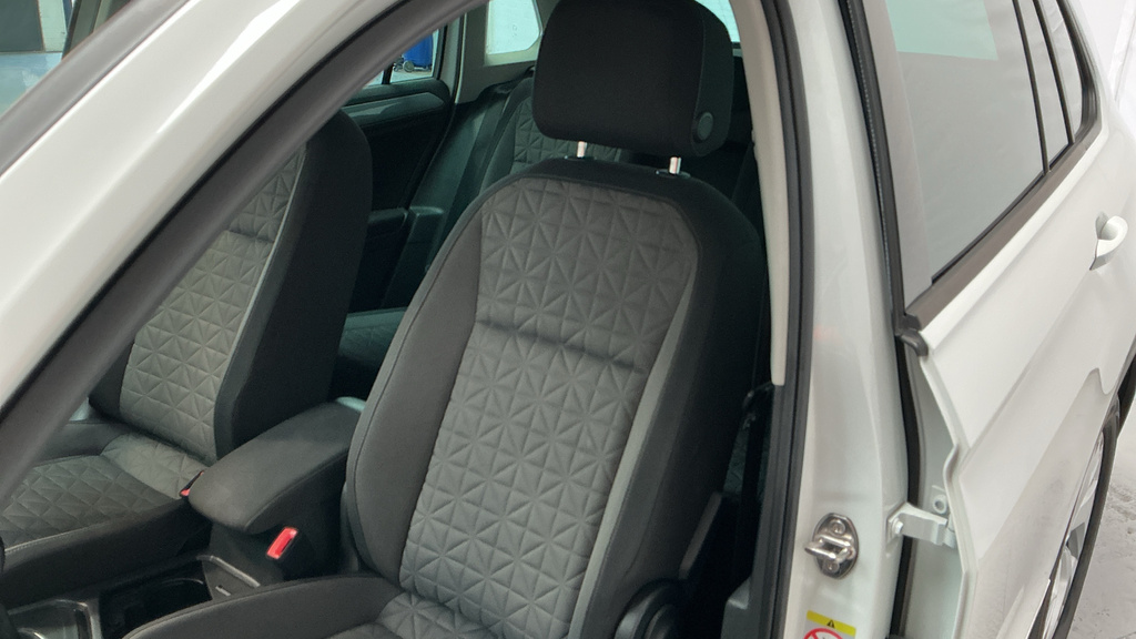Volkswagen Tiguan Elegance Black #25