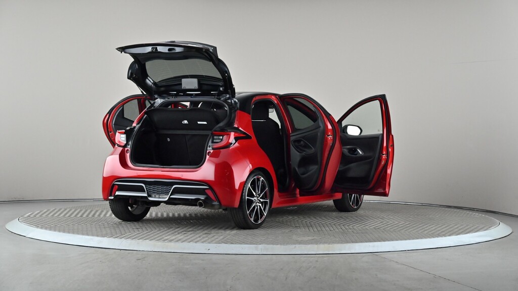 Toyota Yaris Design Silver #12