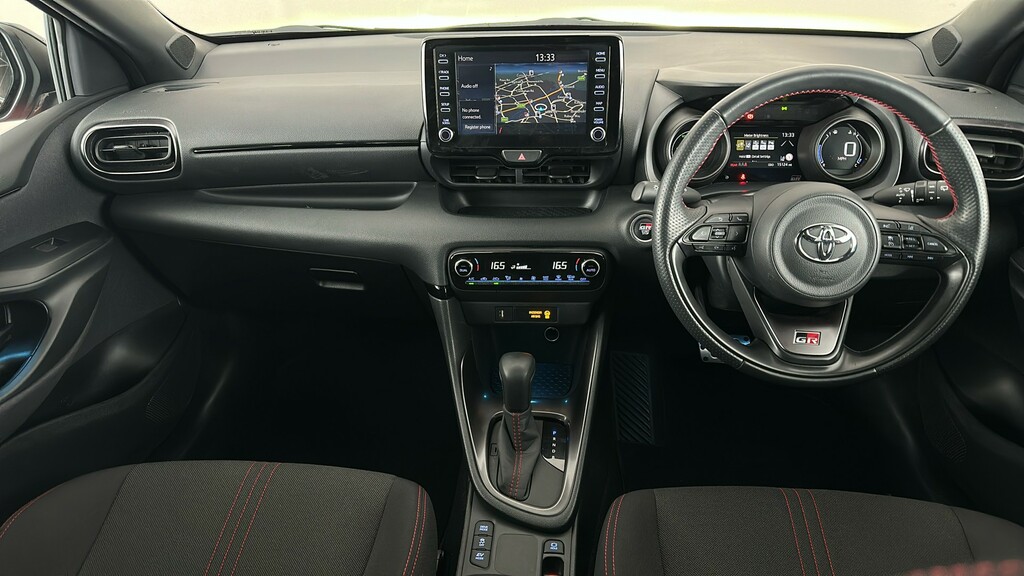 Toyota Yaris Design Silver #13