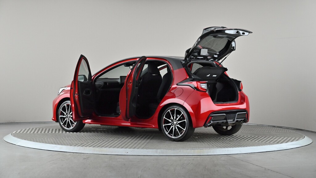 Toyota Yaris Design Silver #10