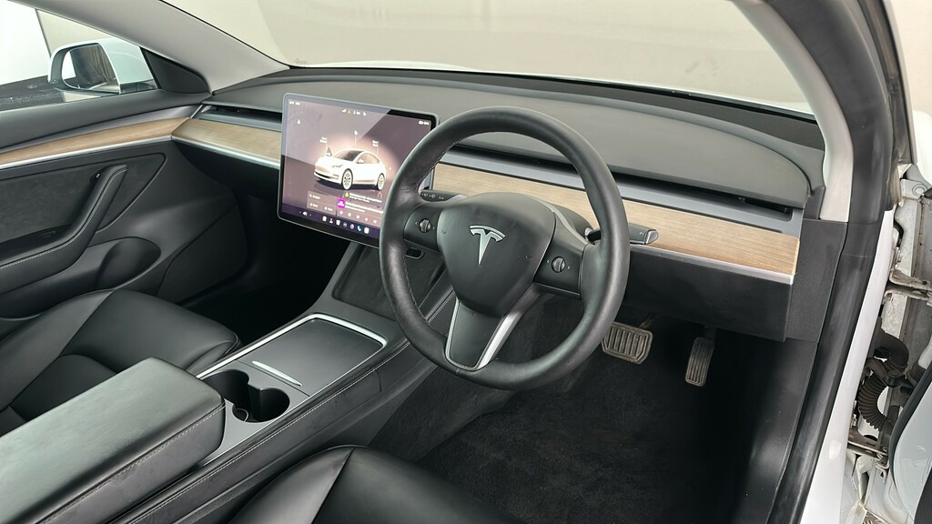 Tesla Model 3 Tesla Model 3 Saloon Rwd 241 Bh Black #37