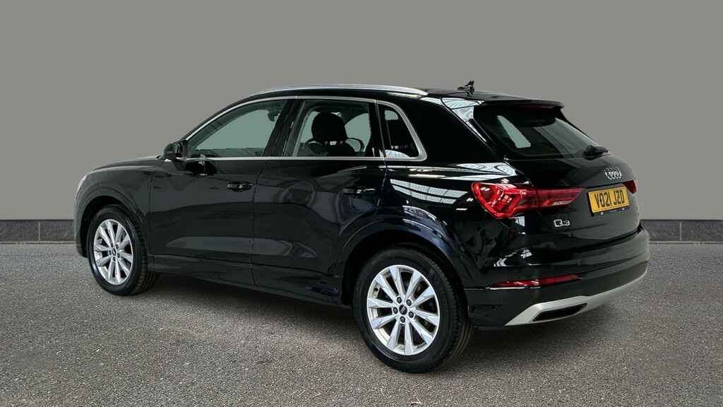 Audi Q3 35 Tdi Sport S Tronic Black #4