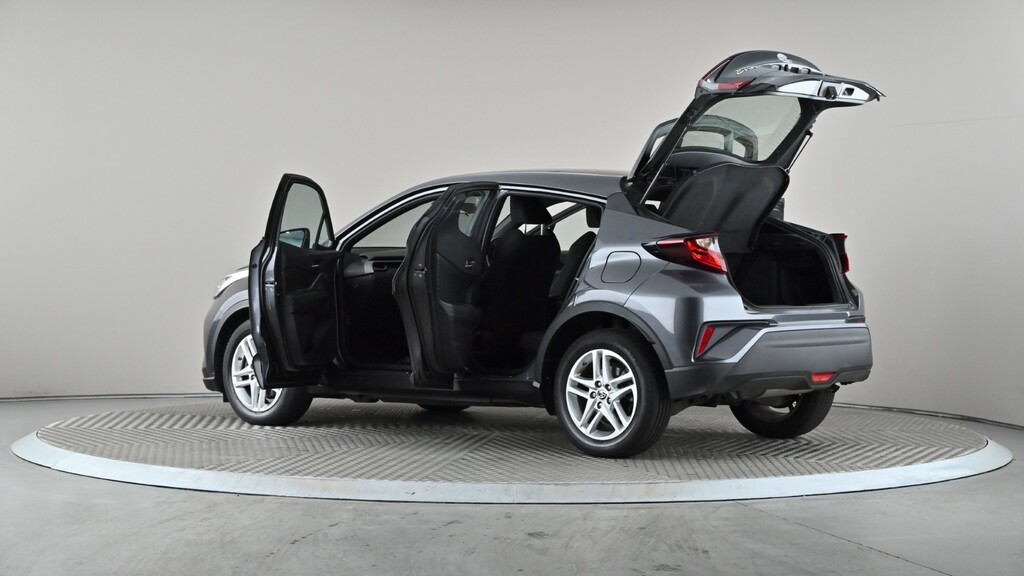 Toyota C-Hr Design White #10