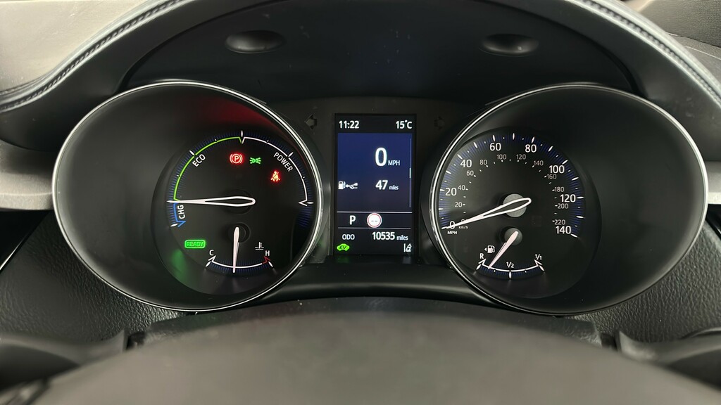 Toyota C-Hr Design White #15