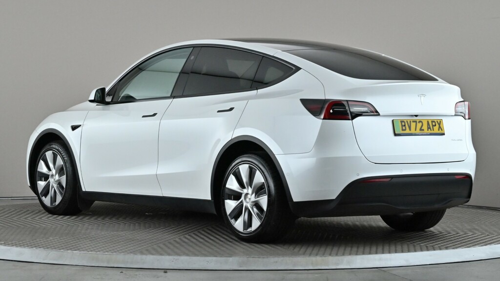 Tesla Model Y Long Range Awd White #4