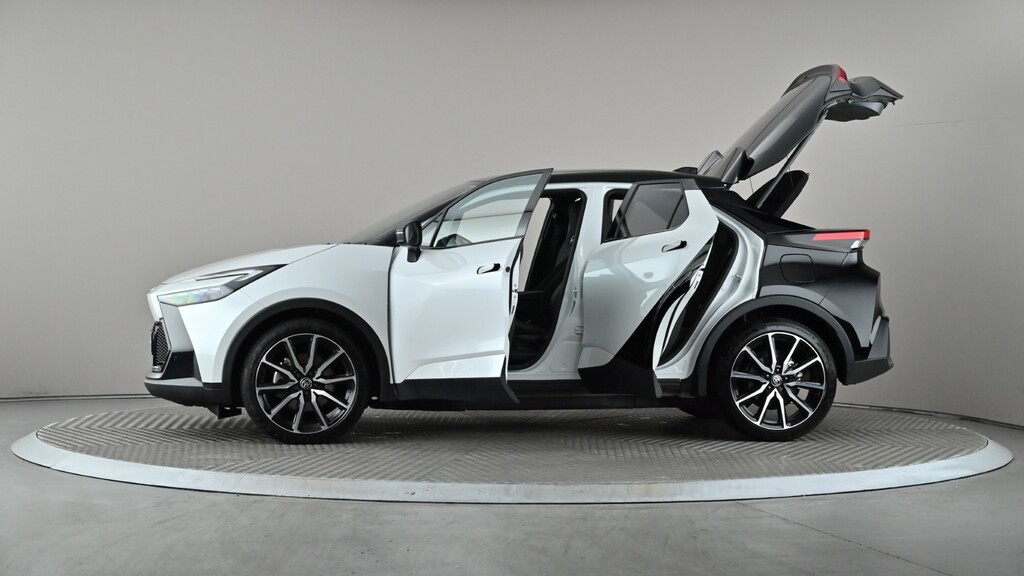 Toyota C-Hr Design White #9